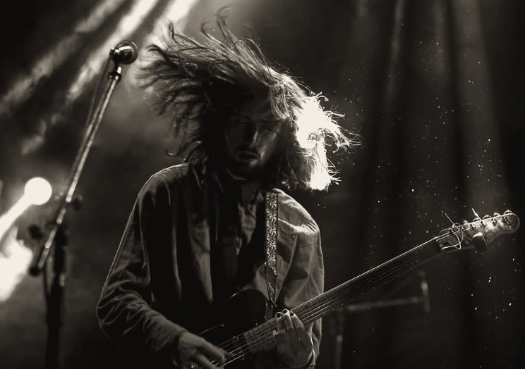 Guitarrista en el Festival Territorio